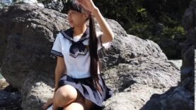 中学生女子のJC2　姫華　セーラー服で川遊び撮影＝＝＝