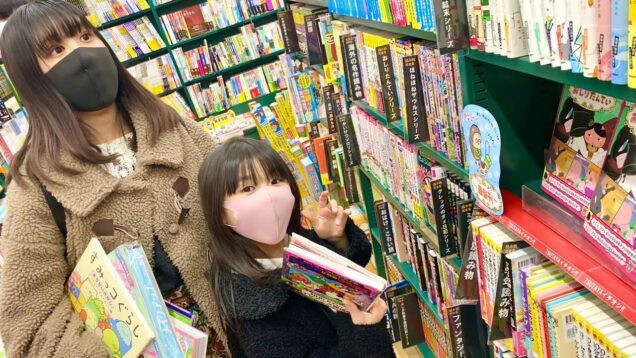 【本が好きな娘に】本屋さんで５冊買っていいよと突然言ってみた！！